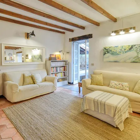 Hébergement de vacances 3 Bedroom Stunning In Uscio