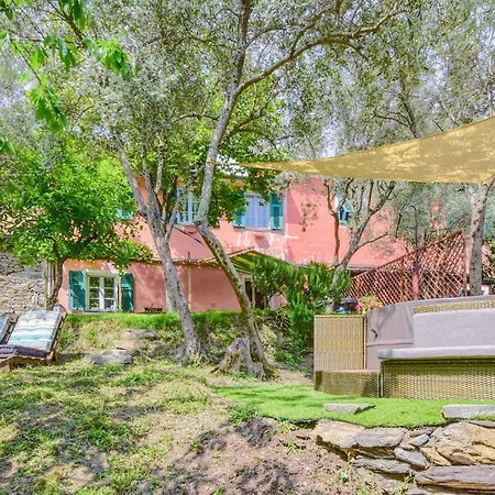 3 Bedroom Stunning In *