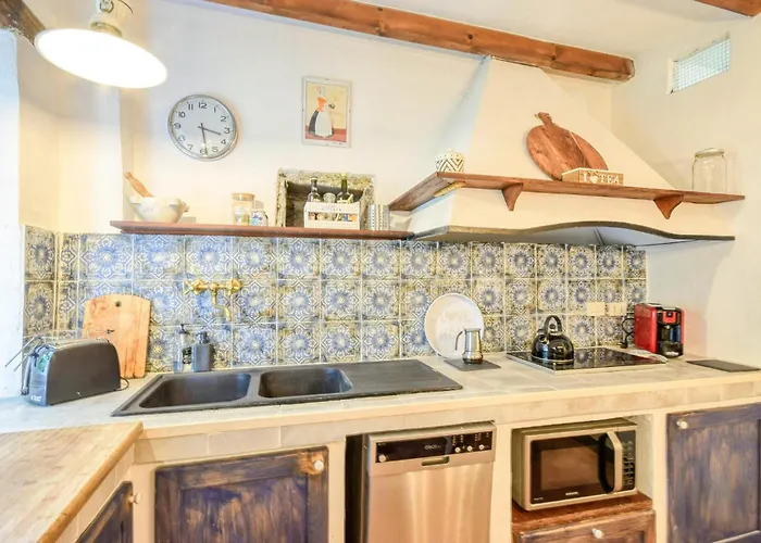 3 Bedroom Gorgeous In *
