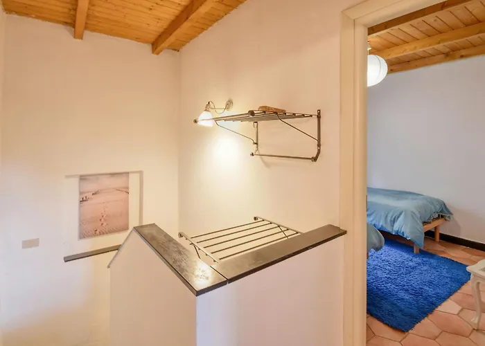 3 Bedroom Gorgeous In Uscio